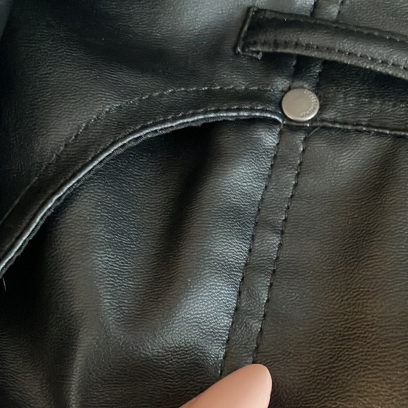 Like new vegan leather trousers​ - Picture 8 of 9